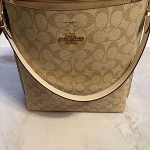 Coach Mollie Signature Bucket Bag